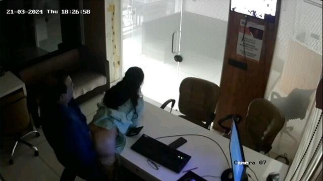 Indian Secretary Fucked by – Manager in Office CCTV Cam – chiggywiggy Viral Videos