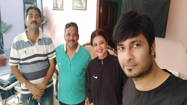 Priya Gamre Real LifeThreesome – Romance With 2 Boys Fuck