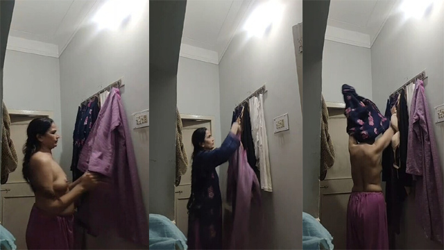Bhabhi Changing Clothes – Hidden Captured Video