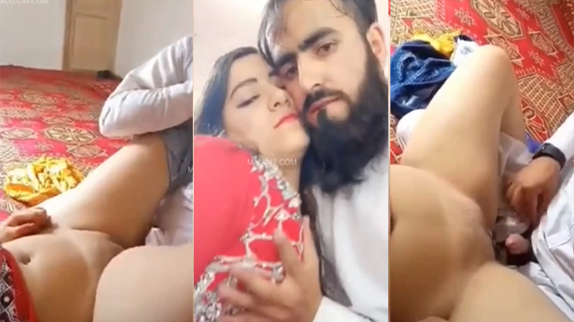Horny Paki Wife Cowgirl Ride Husband MMS