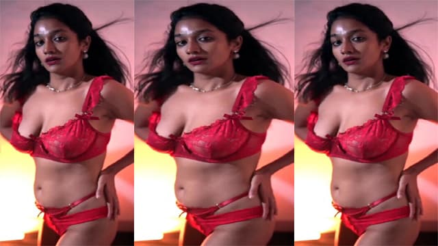 Sexy Lavanya Manickam Hot Bikini Tease Pussy